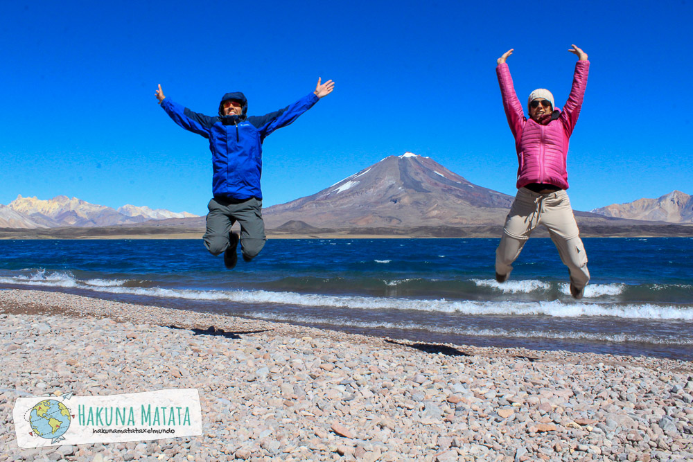 Laguna del Diamante, uno de los 10 caminos de montaña para hacer en Mendoza